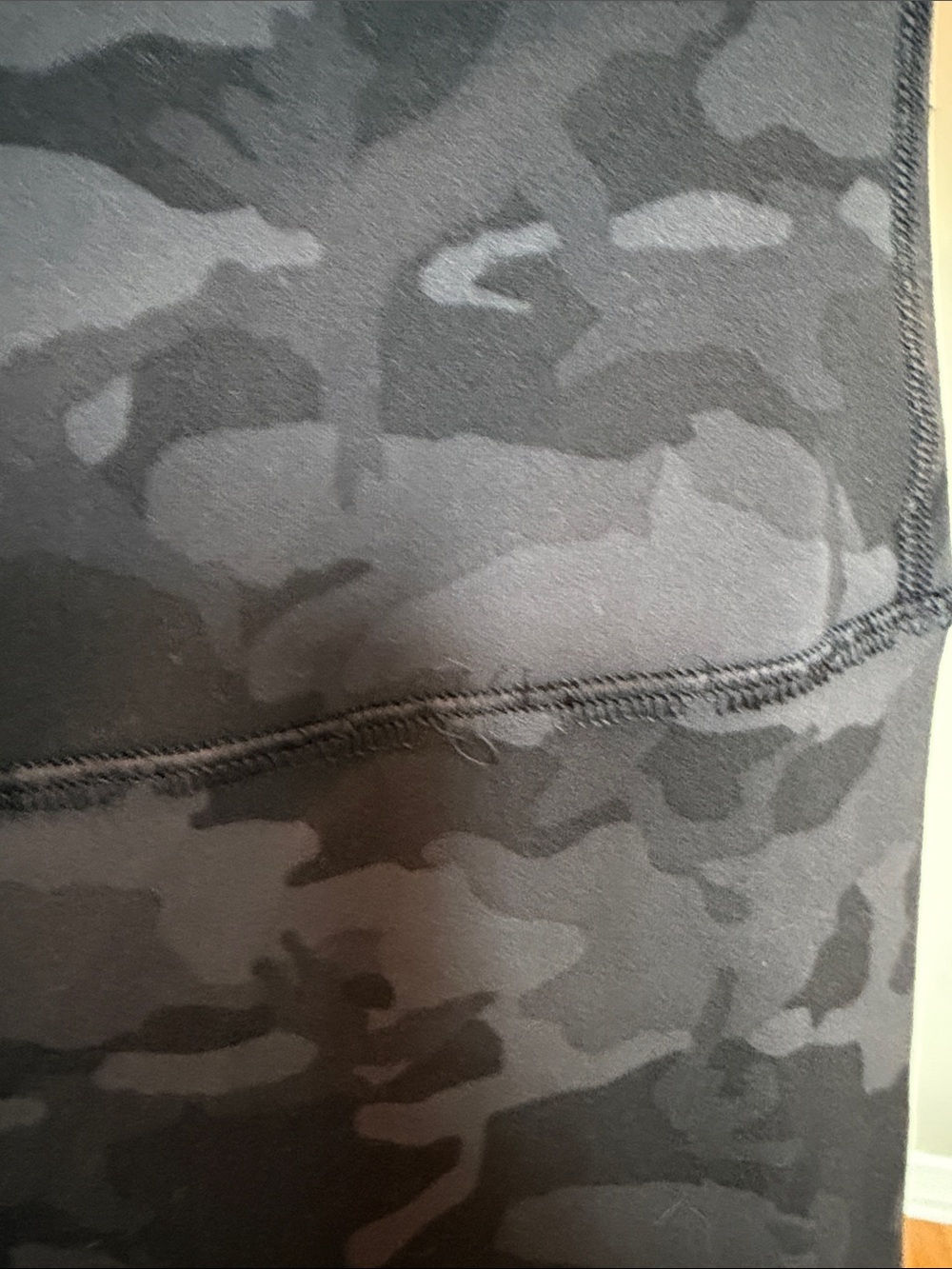 lululemon athletica align Black Camo High-Rise Bike Shorts - Picture 4 of 5